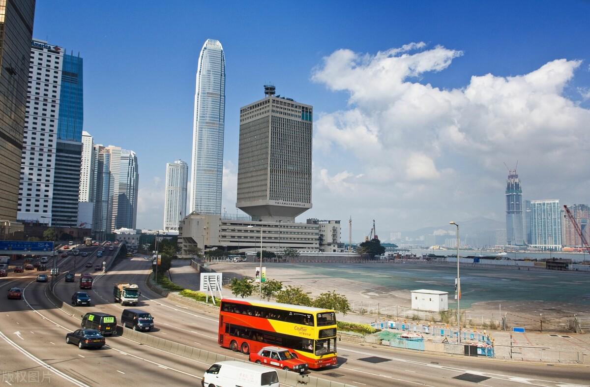 香港董事和股东的变更怎么操作？